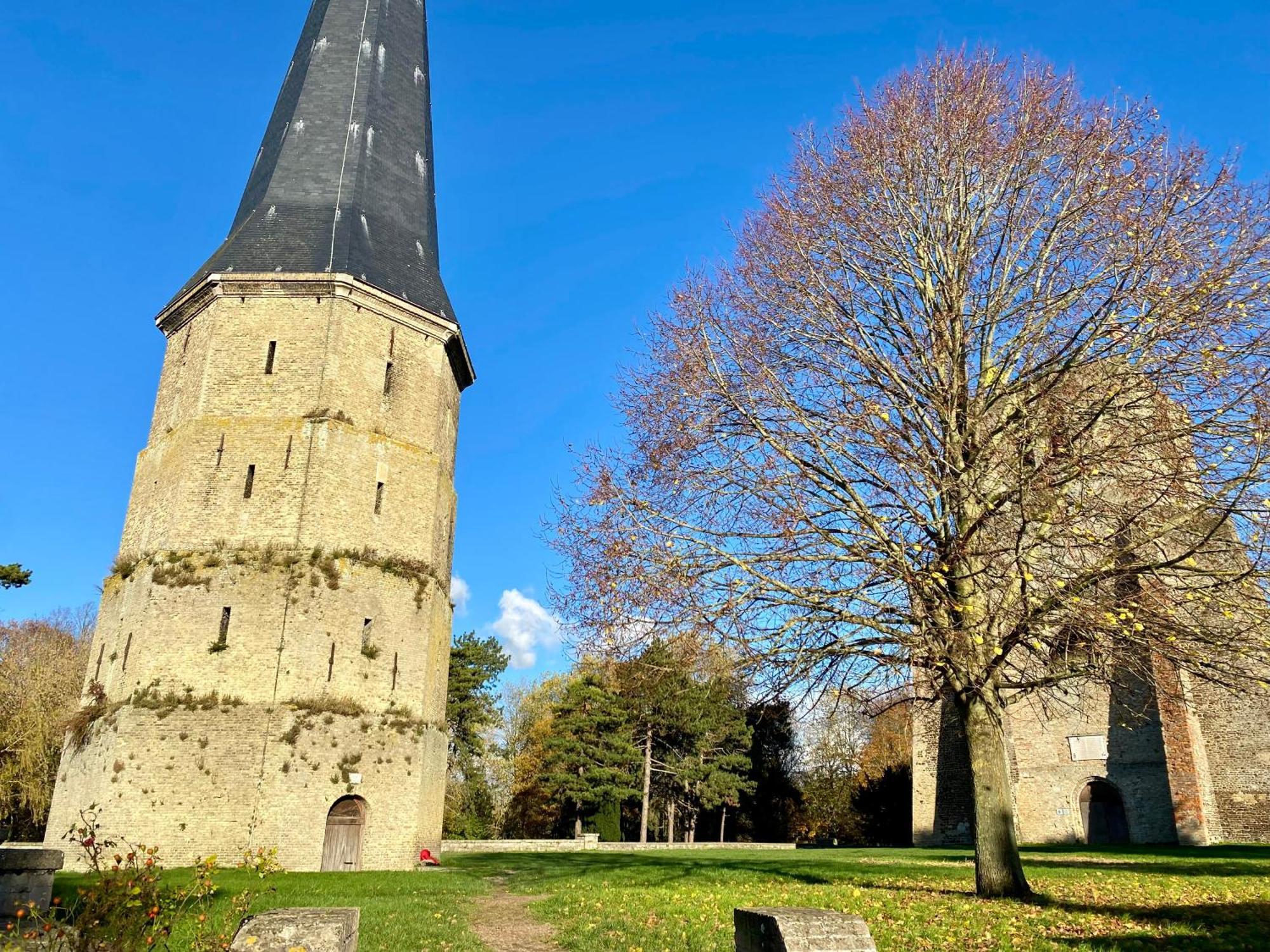 Gite De La Tour Carree แบร์กส์ ภายนอก รูปภาพ